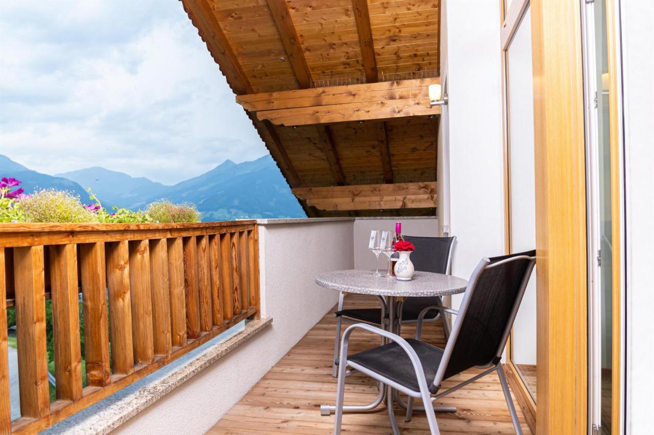 Ferienwohnungen Hinterstein Hart im Zillertal Luaran gambar